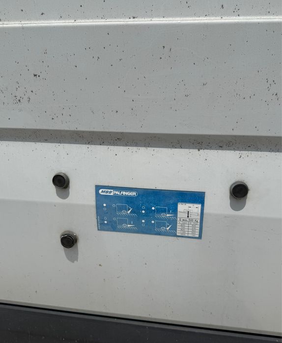 На части Mercedes-Benz Sprinter 2.2cdi Товарен с борд om651