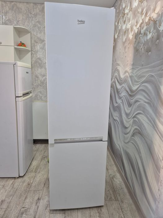 Холодильник BEKO