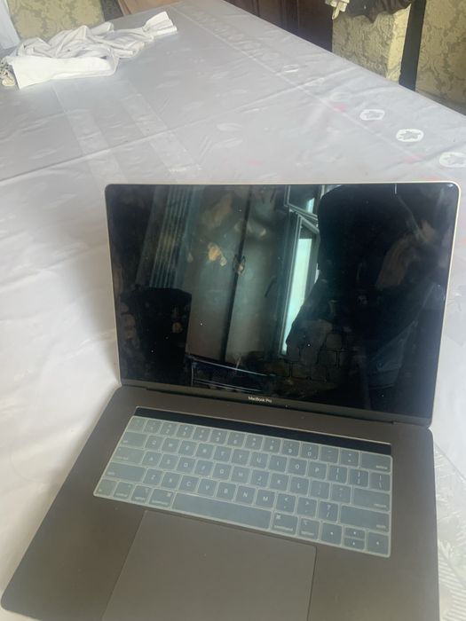 MacBook Pro 15 2019