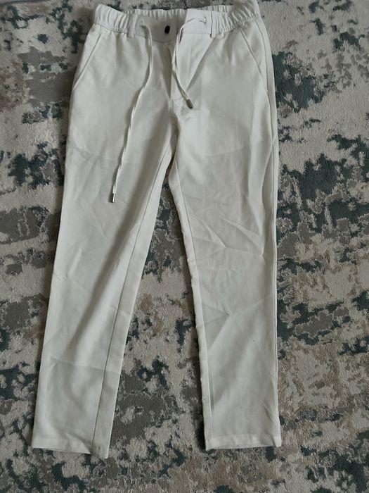 Продается белые брюки