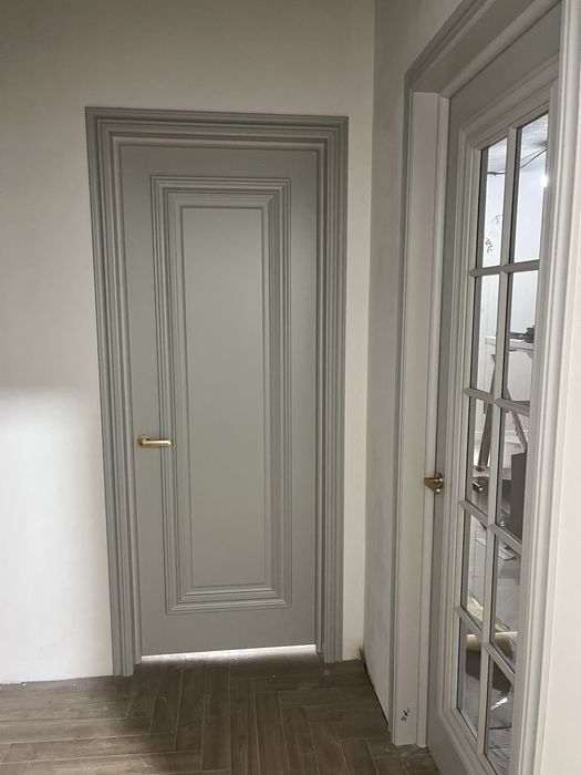 Установка двери Есік орнату