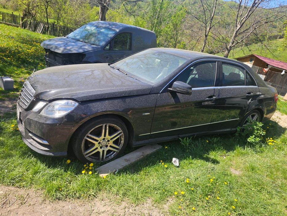 Dezmembrez mercedes e class w212 2.2 passat b7 1.6 CAY golf 6 1.4 TSI CAXA