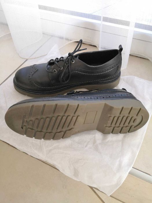 Нови обувки W BATA 38 номер