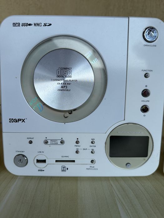 Mini sistem radio-cd