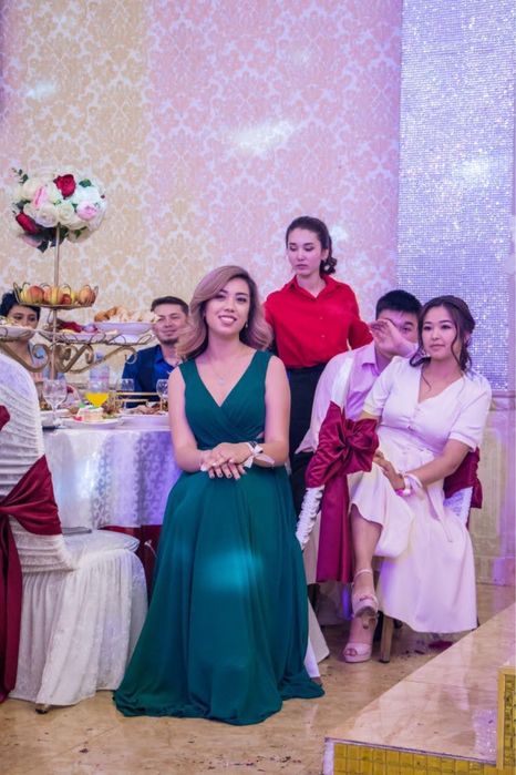 Платье вечернее женское