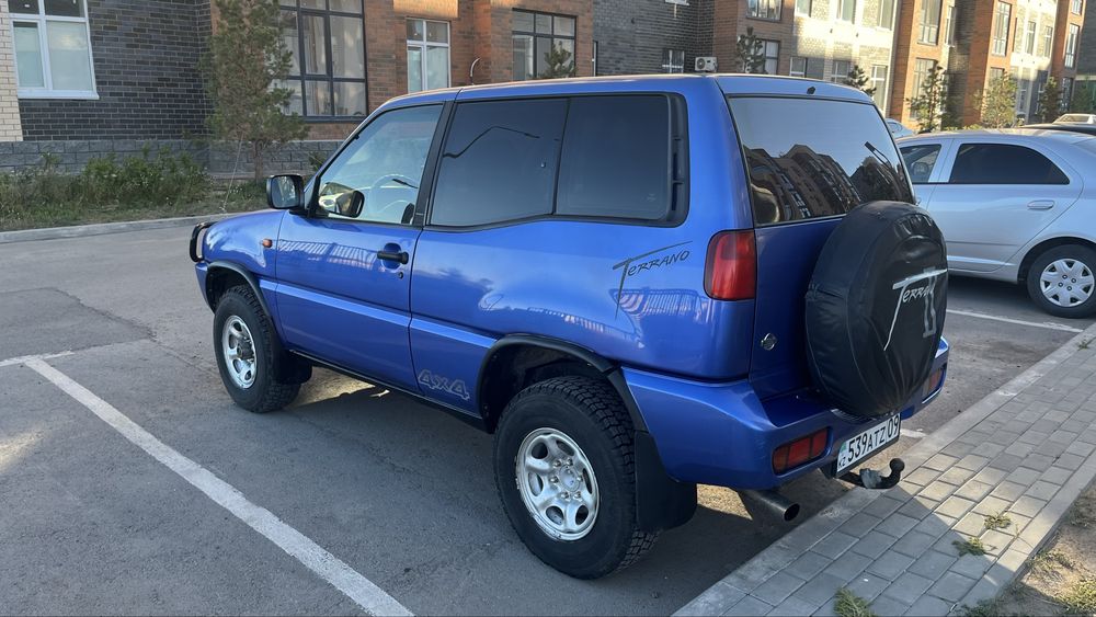 Nissan Terrano II