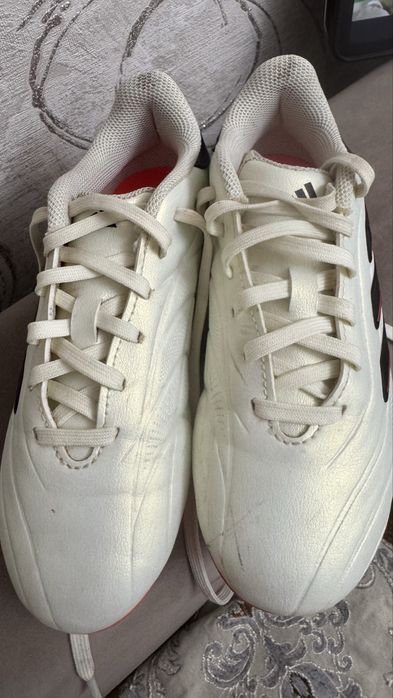 Продам бутсы адидас сора оригинал для мальчика