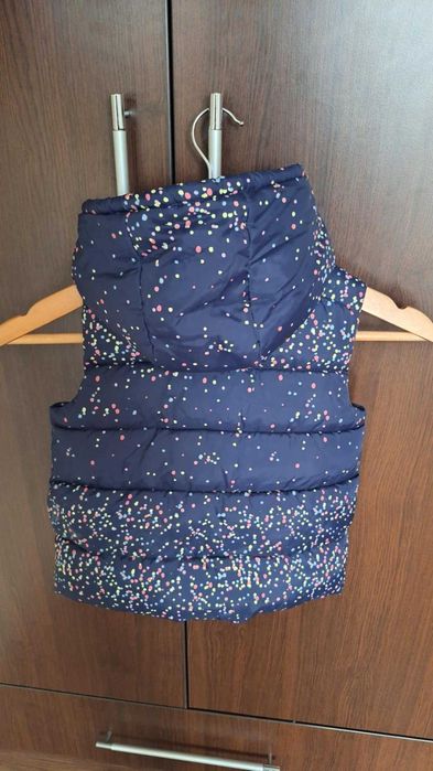 Пухен елек Zara, 104см, 3-4г