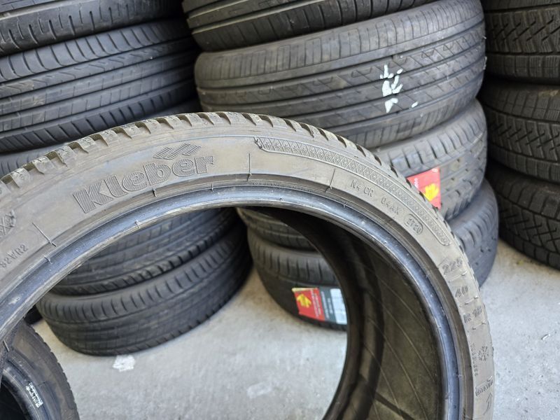 225/40/18 KLEBER 4бр