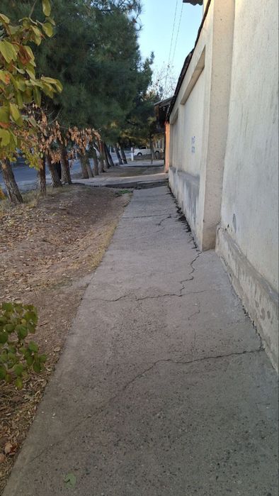 4 сотки участка-земли на улице Циолковской. Под застройку.