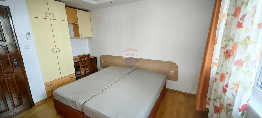 Продава се Тристаен апартамент в Варна, Спортна зала - 85 кв.м за 3059 €/кв.м - Снимка #9