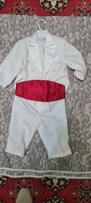 Белый смокинг детский
