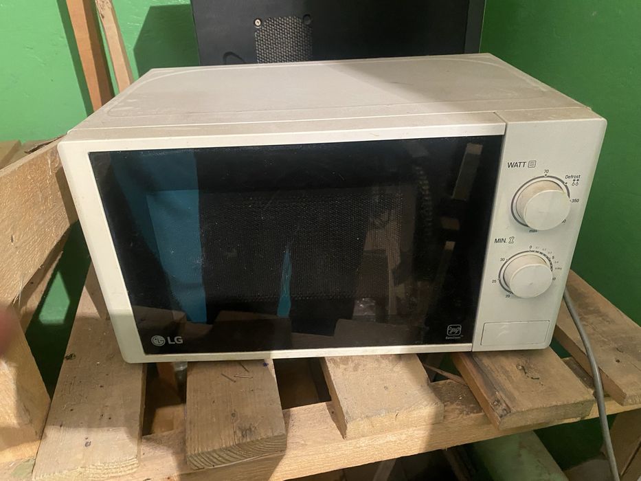 Микроволновка LG