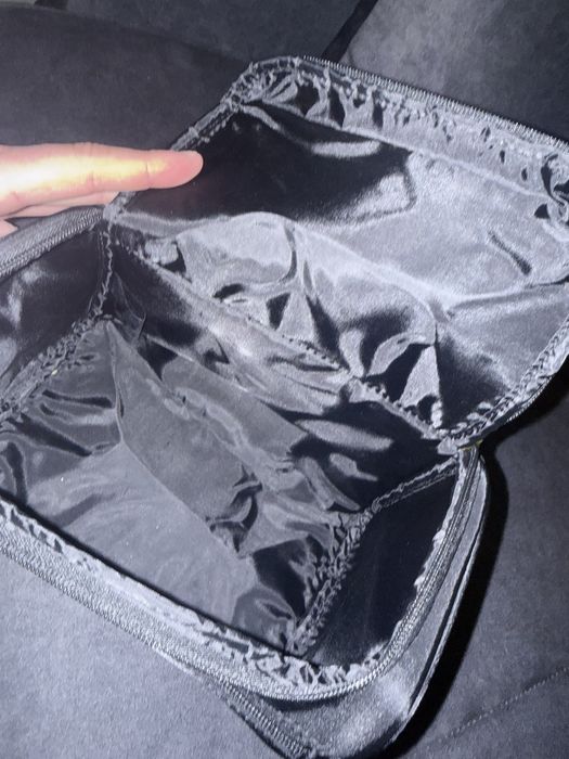 Geanta cosmetice Rabanne noua