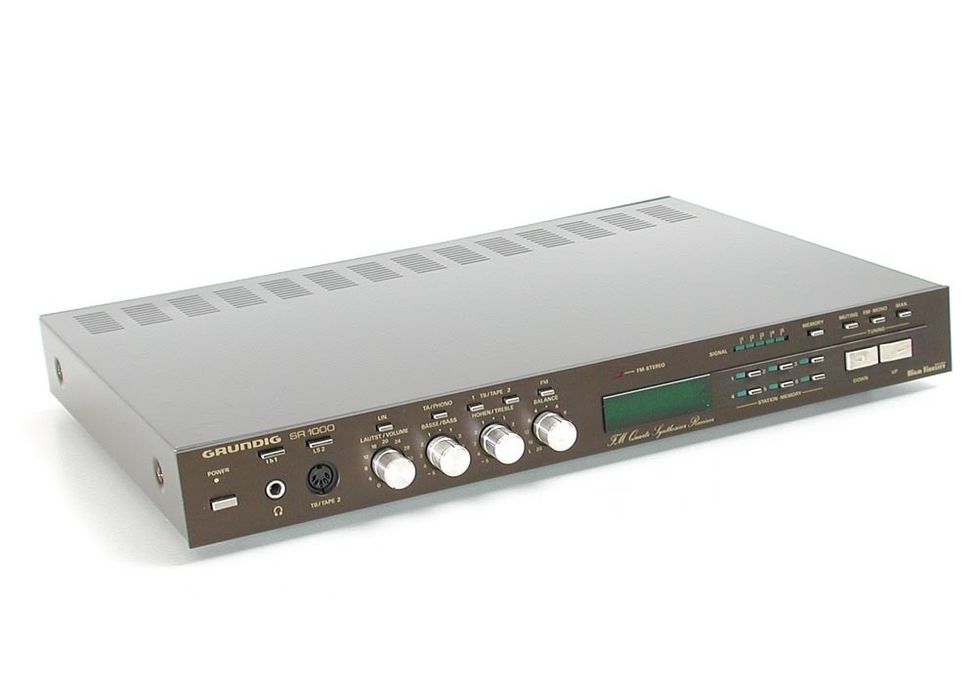 GRUNDIG SR 1000 – Немска Класика