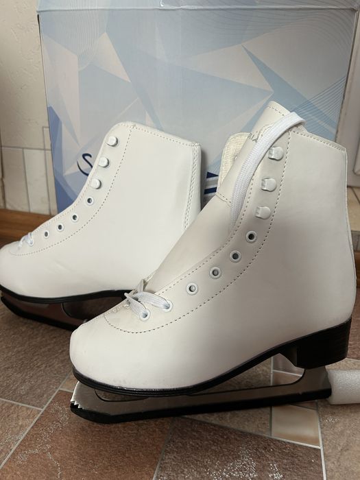 коньки продам детские