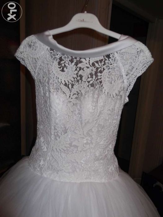 Продаю красивое свадебное платье