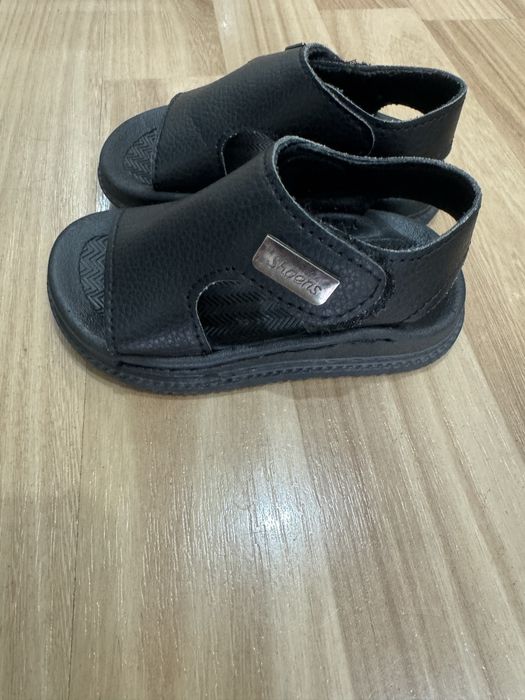 Продам сандали