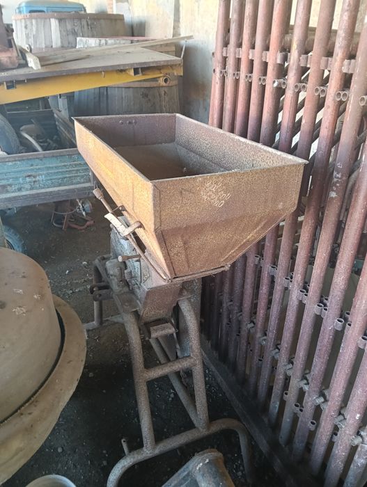 Moara ciocanele acționare la cardan