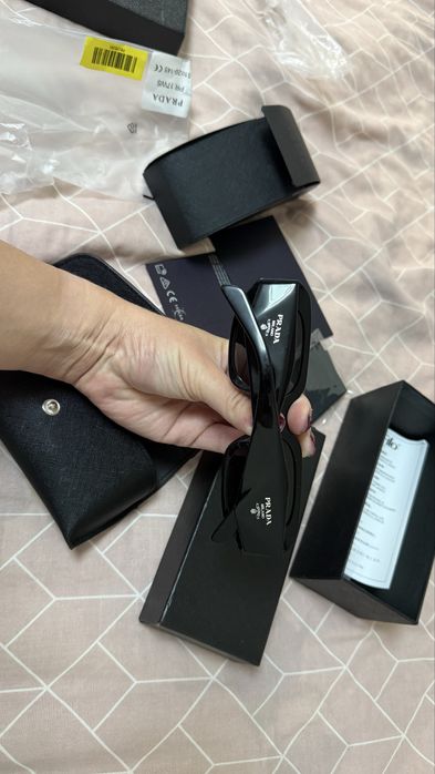 Дамски слънчеви очила Prada
