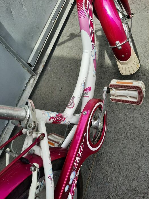 Фирменный алюминиевый вело для девочки