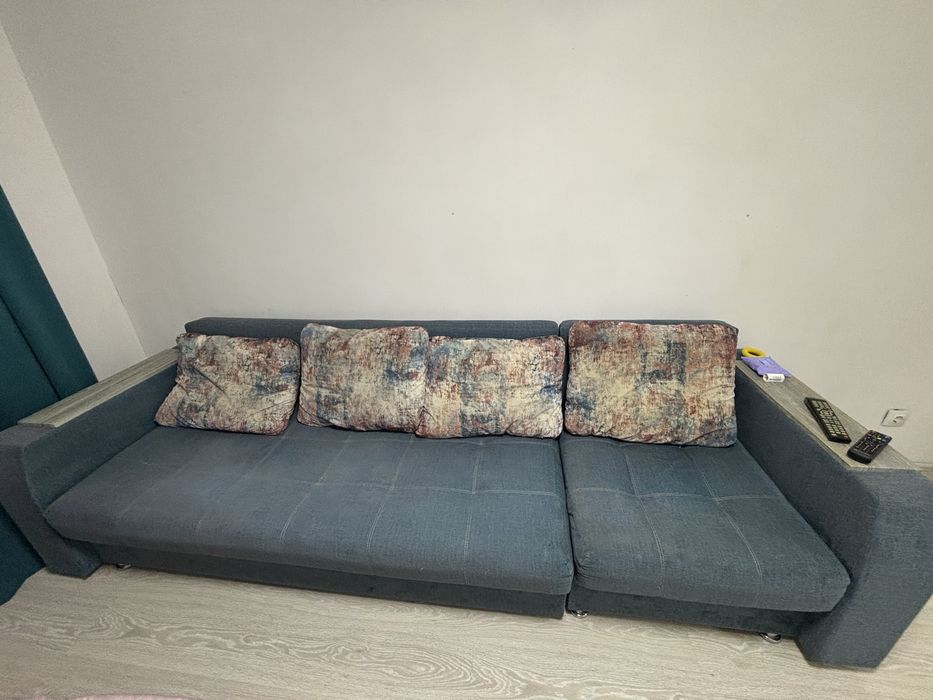 Продам Б/У диван