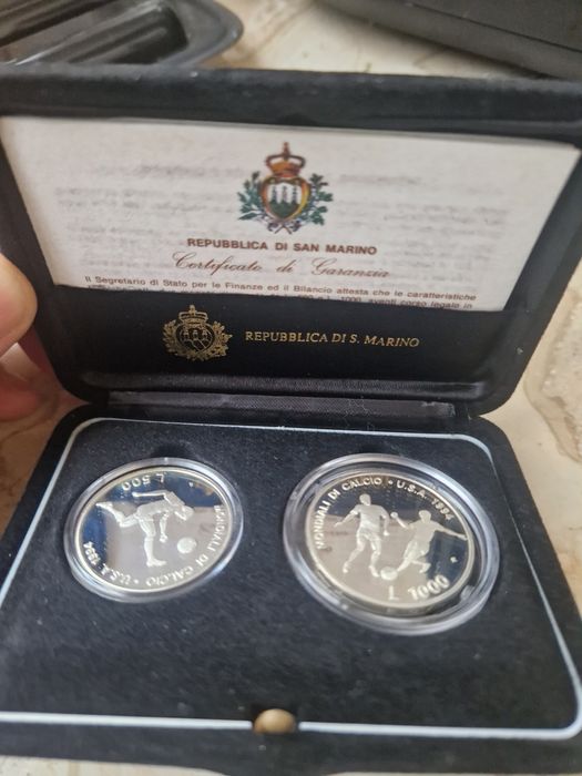 Сребърни монети световното по футбол в САЩ 1994г