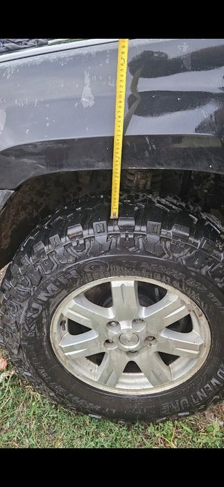 Vand sau schimb jeep 3.0