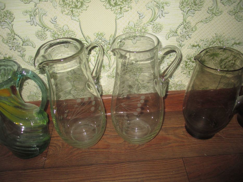 Продам кувшины очень красивые.