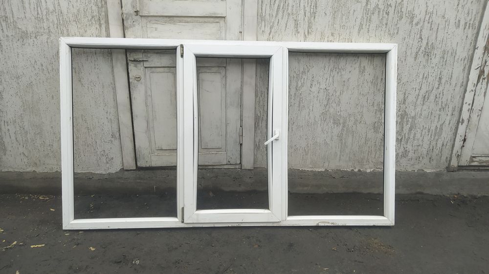 Продам пластиковые окна б/у