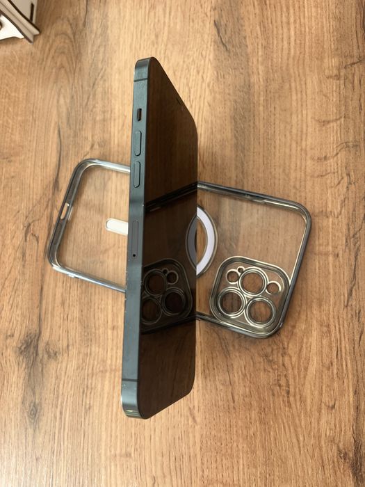 Айфон 12 про макс