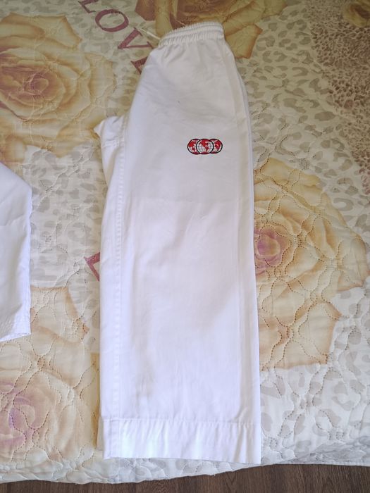 Продам кимоно таэквондо