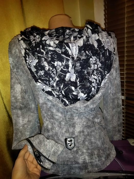 Яке Junona Юнона S