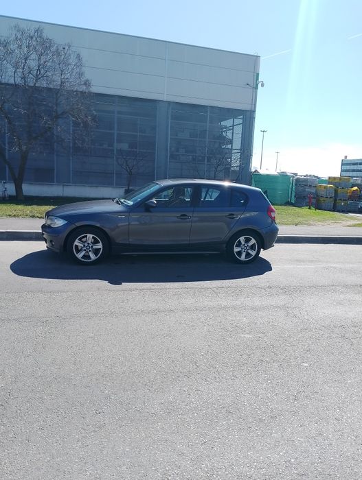Vând BMW seria 1  E87 anul 2005