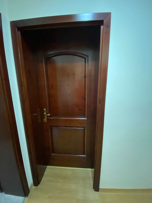 Интериорни врати