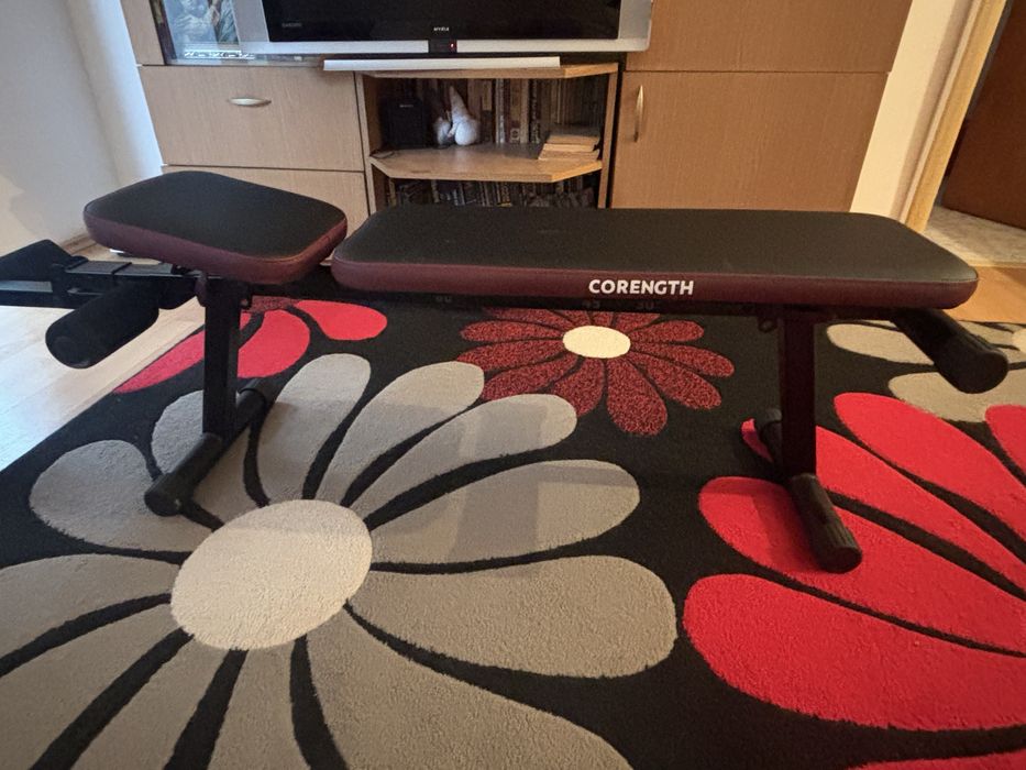 Banca si gantere pentru antrenament