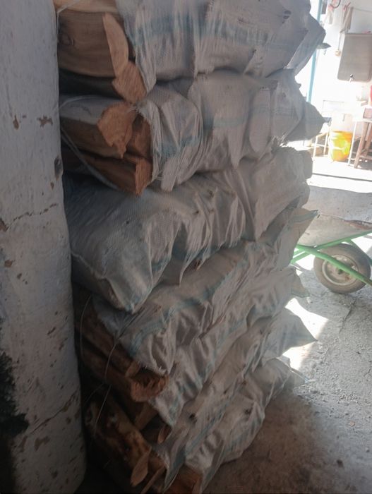 Дрова для шашлыка.