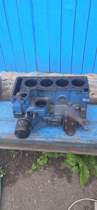 Продам автозапчасти нива