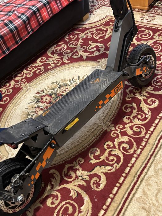 Vand trotineta Kukirin G2 2024