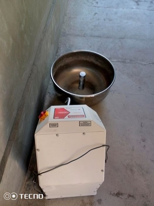 Non qaradigan aparat.