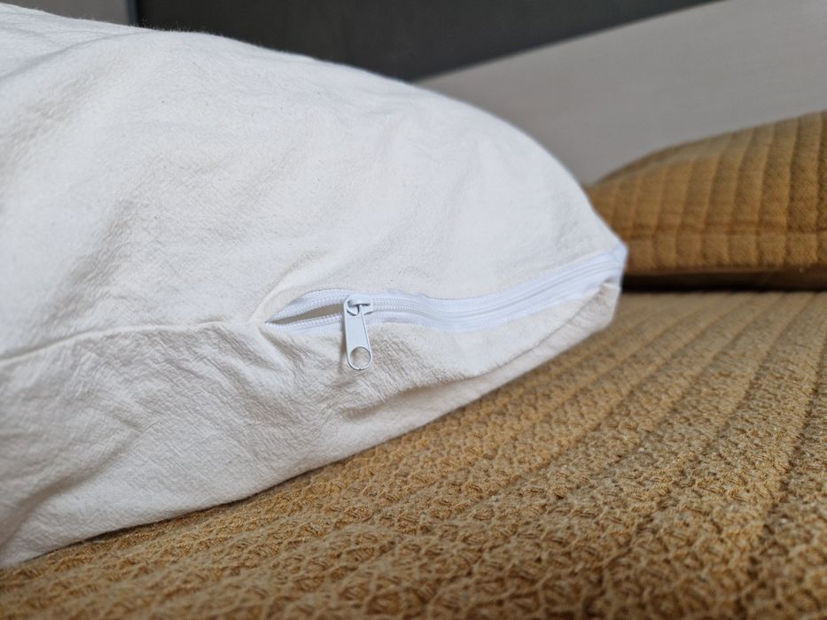 Perna Clepsidra cu fata din panza de casa naturala