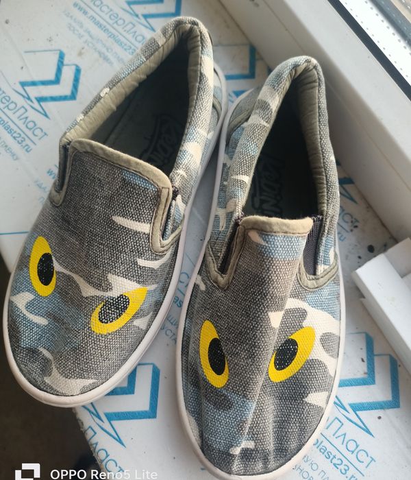 Продается б/у детские обуви