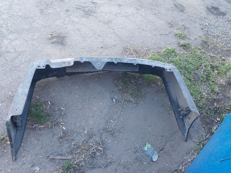 Бампер задний на Wolcswagen Vento.