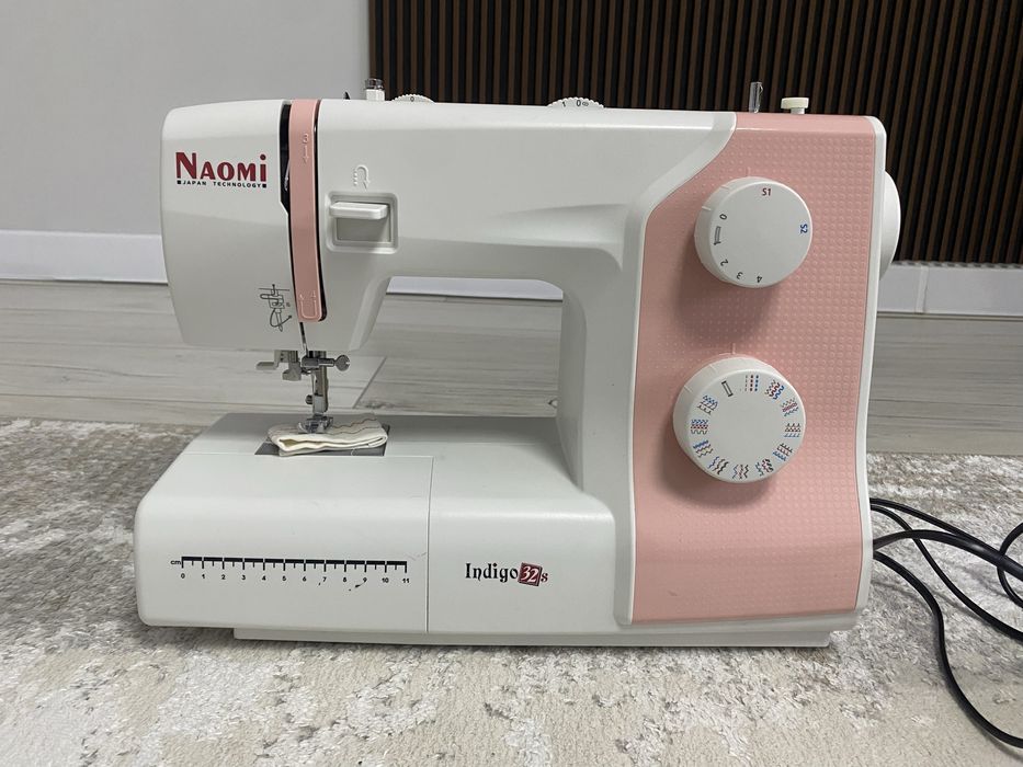 Швейная машинка Naomi Indigo 32s