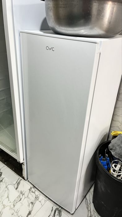 Холодильник и холодильная витрина