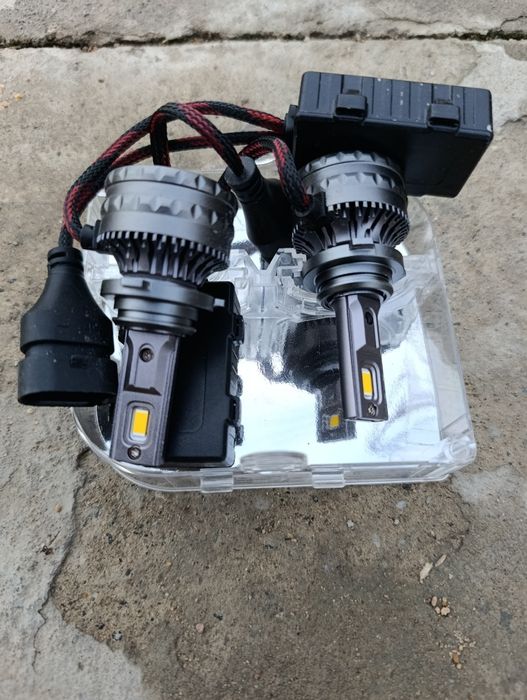 Лэд лампы почти новые