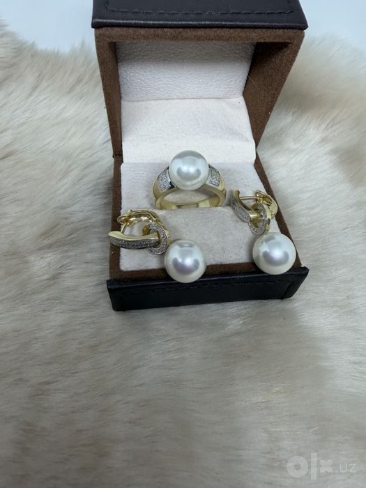 Elegantniy komplekt s brilliantami 22,15gr 585proba
