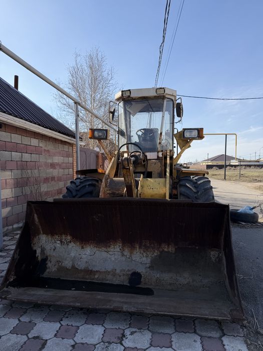 Продам погрузчик , 2 катка