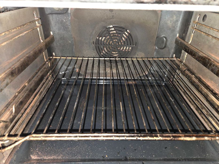 Продавам готварска фурна Горение