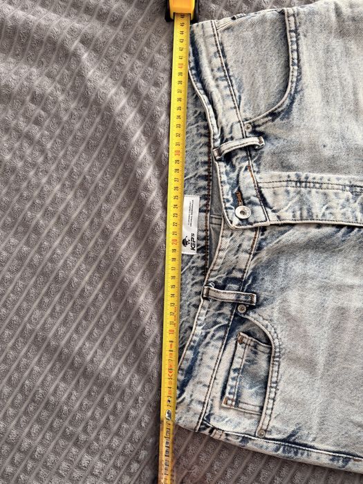 Vand jeans barbati, model boyfriend